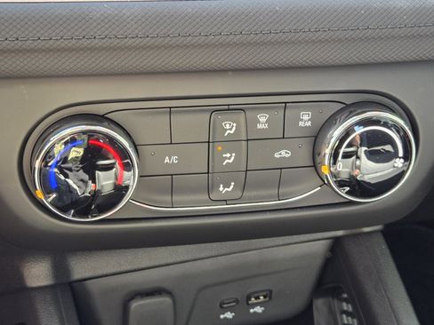 Used 2026 Chevrolet TrailBlazer LS FWD image 15