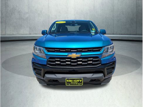 Used 2021 Chevrolet Colorado W/T w/ Custom Special Edition AWD/4WD image 9