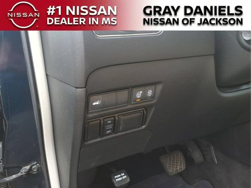 Used 2020 Nissan Armada SL w/ Premium Package RWD image 13