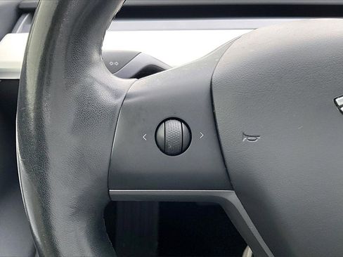 Used 2018 Tesla Model 3 Long Range image 18
