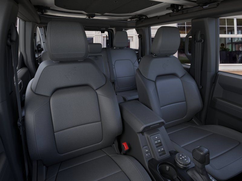 New 2026 Ford Bronco Badlands w/ Sasquatch Package AWD/4WD image 10