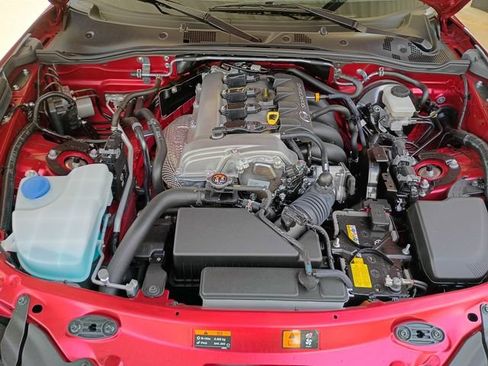 Used 2020 MAZDA MX-5 Miata Sport RWD image 72