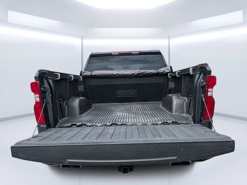 Used 2021 Chevrolet Silverado 1500 Custom Trail Boss AWD/4WD image 14