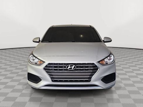 Used 2022 Hyundai Accent SE FWD image 3