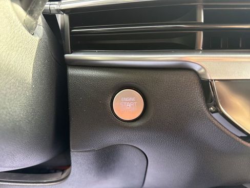 New 2026 Kia Sorento S AWD/4WD image 32
