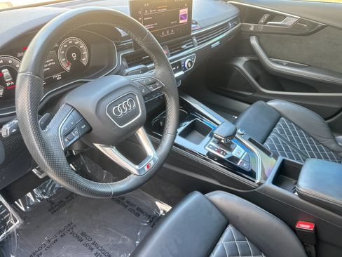 Used 2022 Audi S4 Premium Plus w/ Premium Plus Package AWD/4WD image 10