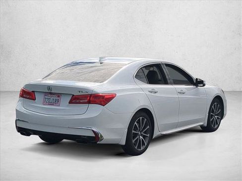 Used 2018 Acura TLX w/ Technology Package FWD image 5