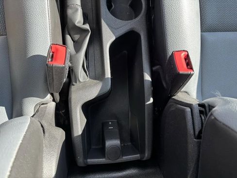 Used 2016 Ford Transit Connect XL image 17