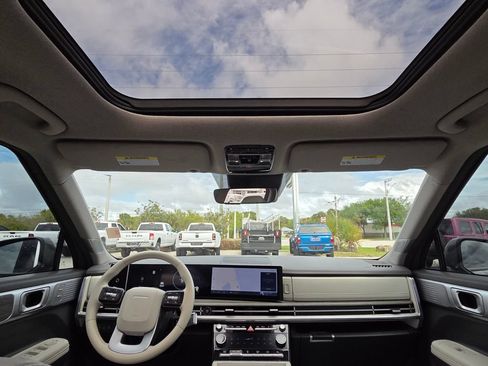 Used 2024 Hyundai Santa Fe Limited FWD image 23
