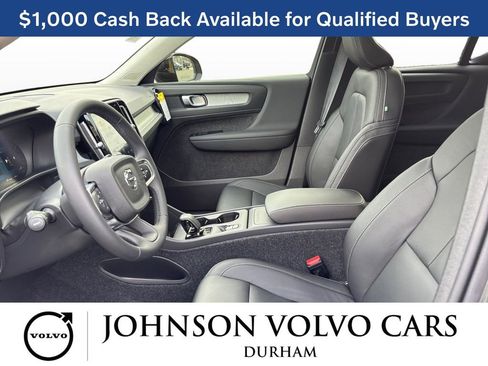 New 2026 Volvo XC40 B4 Core FWD image 13