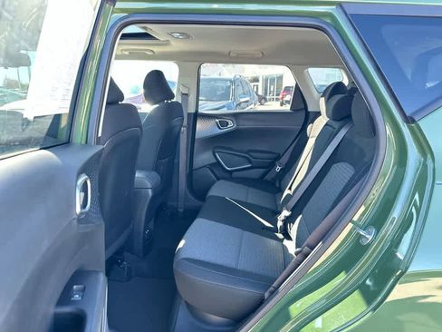 Used 2023 Kia Soul EX image 27