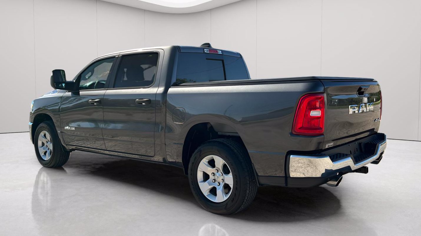 Used 2025 RAM 1500 Tradesman AWD/4WD image 7
