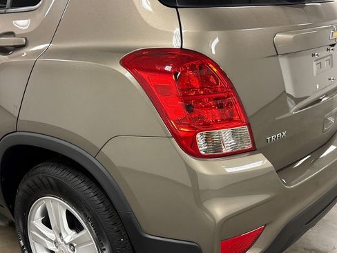 Used 2020 Chevrolet Trax LS w/ Tint and Cruise Package image 15