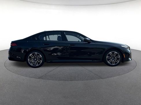 Used 2026 BMW 530i xDrive image 7