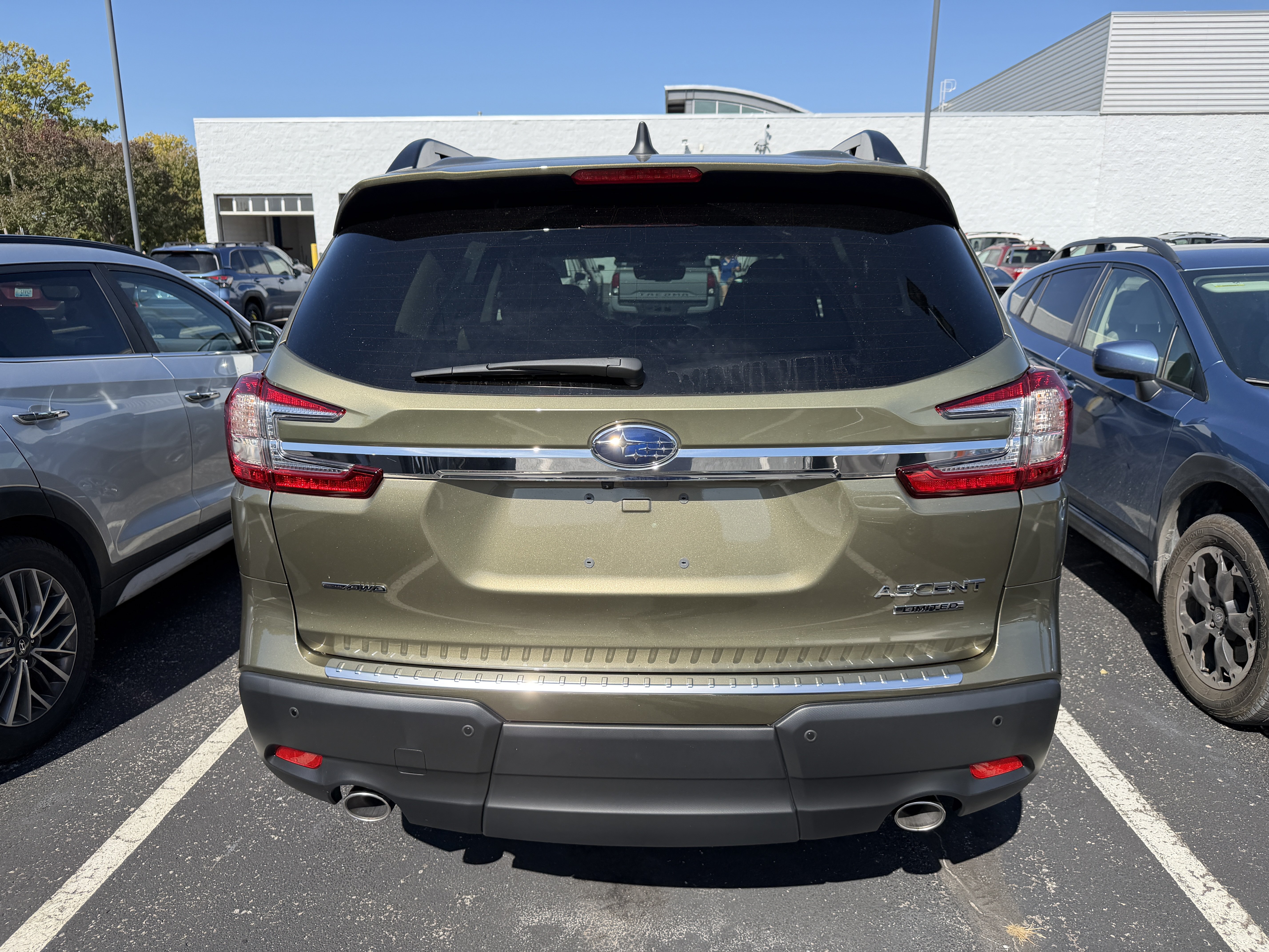 New 2027 Subaru Ascent Limited AWD/4WD image 6