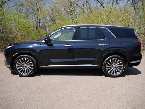 Used 2024 Hyundai Palisade Calligraphy AWD/4WD image 4