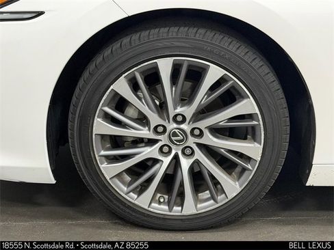 Used 2019 Lexus ES 350 w/ Premium Package image 10