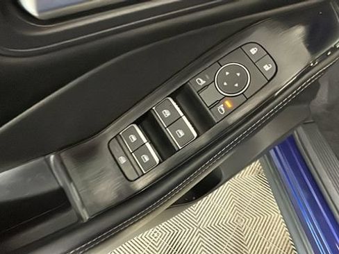 Used 2023 Nissan Rogue SL AWD/4WD image 10