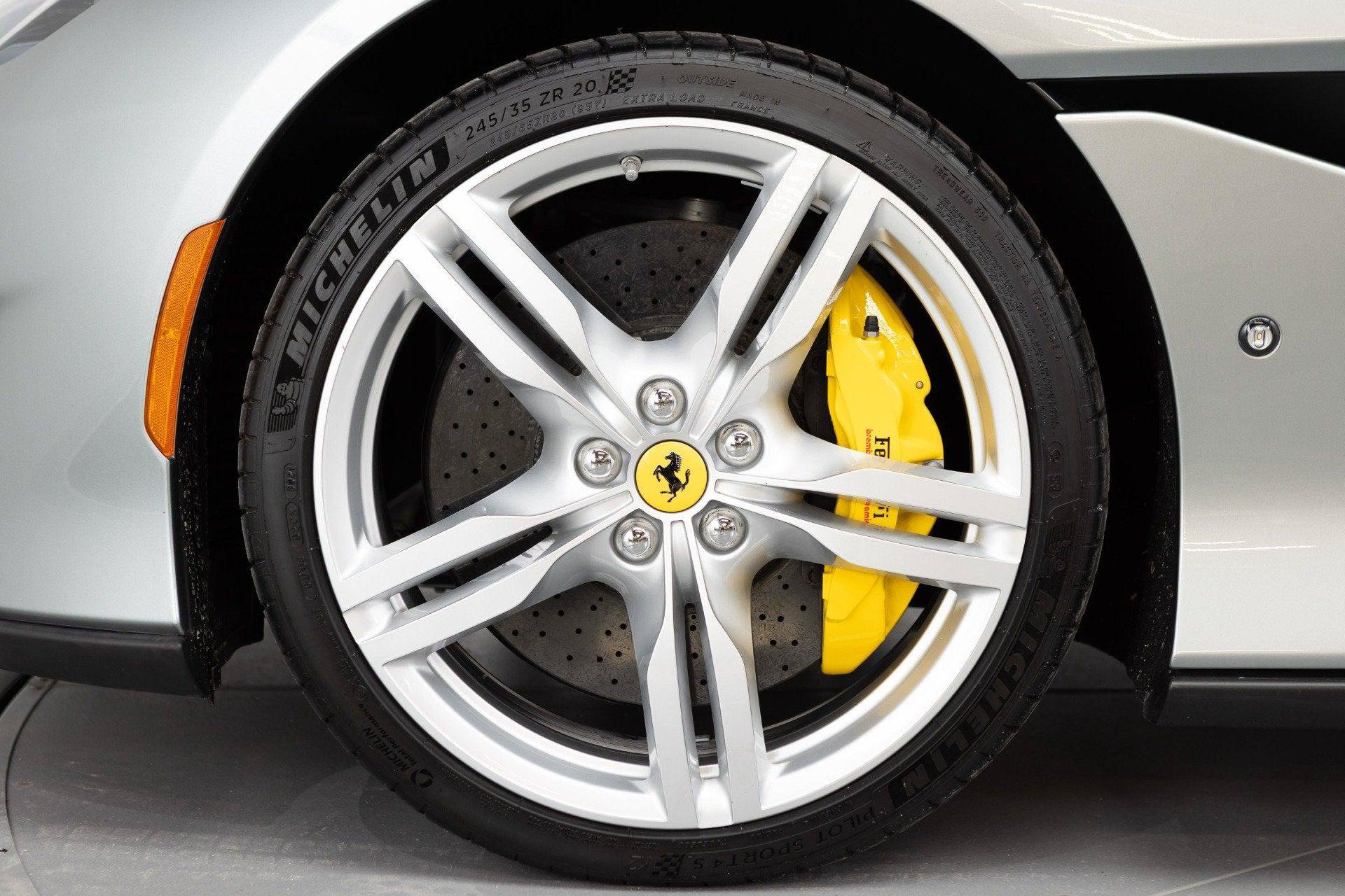 Certified 2019 Ferrari Portofino RWD image 21