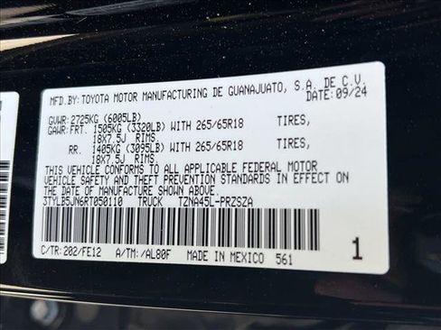 Used 2024 Toyota Tacoma TRD Sport image 25