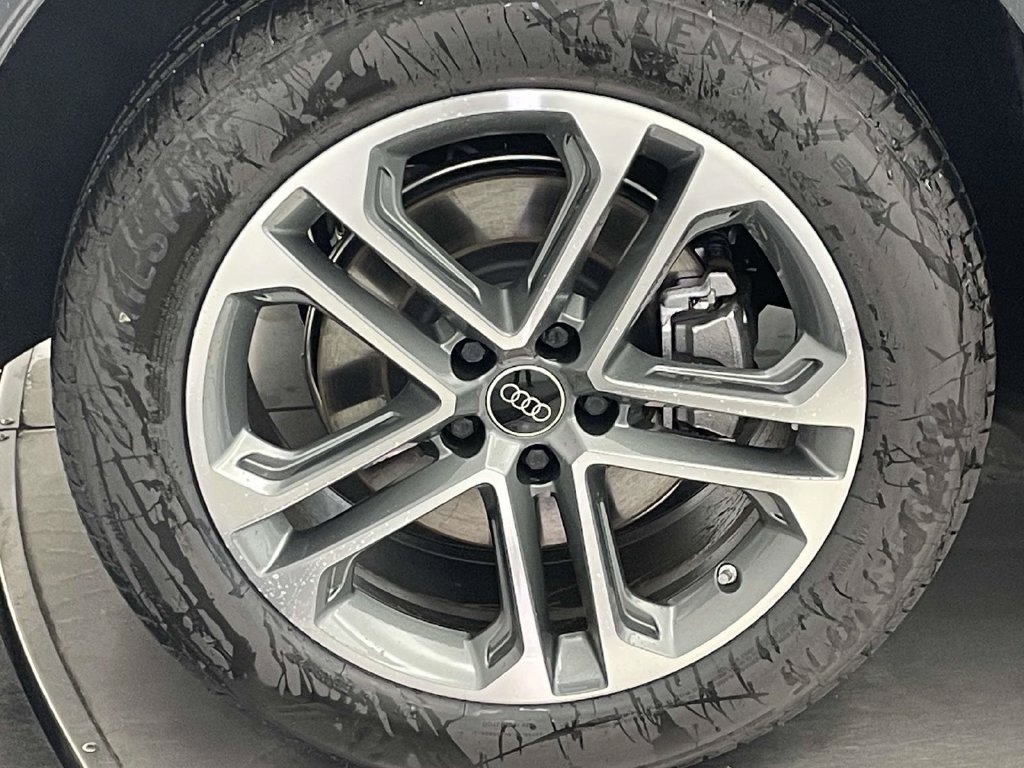 New 2026 Audi Q5 2.0T AWD/4WD image 13