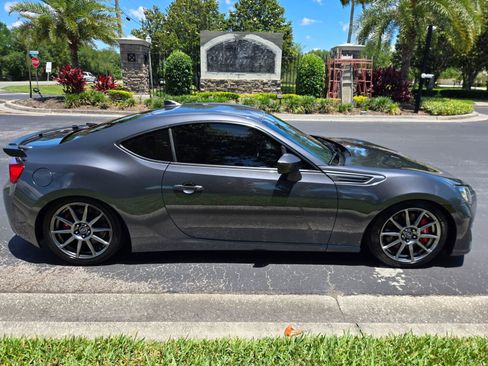 Used 2020 Subaru BRZ Limited w/ Performance Package RWD image 4