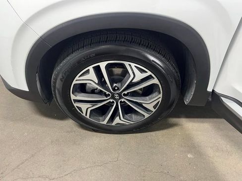 Used 2019 Hyundai Santa Fe AWD image 28