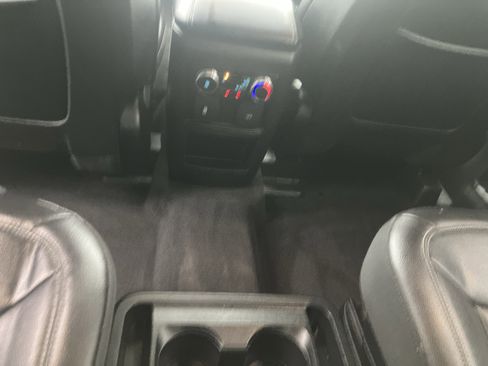 Used 2020 Ford Explorer XLT w/ Equipment Group 202A AWD/4WD image 16