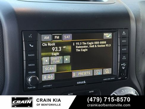 Used 2014 Jeep Wrangler Unlimited Rubicon w/ Connectivity Group AWD/4WD image 17