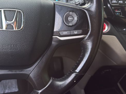 Used 2018 Honda Odyssey EX-L image 15
