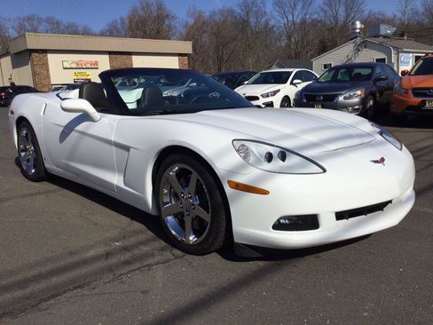 Used 2007 Chevrolet Corvette Convertible w/ Preferred Equipment Group RWD image 5