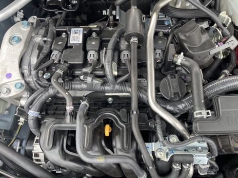 New 2025 Nissan Sentra SR w/ SR Premium Package image 20