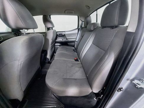 Used 2023 Toyota Tacoma SR5 AWD/4WD image 23