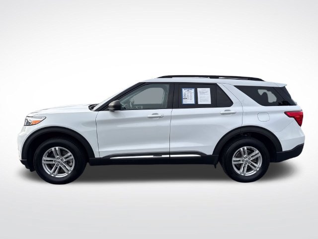 Used 2021 Ford Explorer XLT w/ Equipment Group 202A AWD/4WD image 2