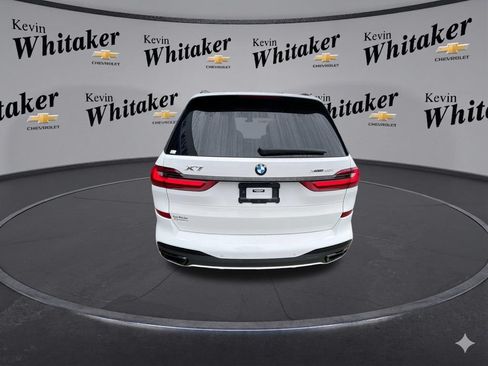 Used 2022 BMW X7 xDrive40i w/ M Sport Package AWD/4WD image 8