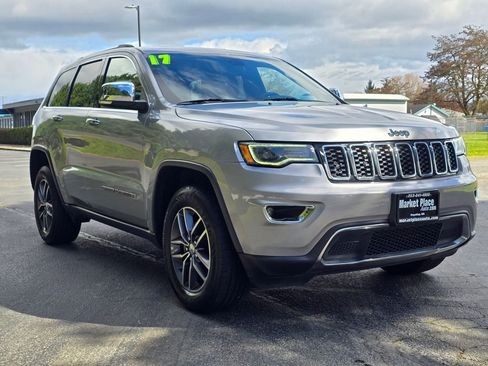 Used 2017 Jeep Grand Cherokee Limited w/ Luxury Group II AWD/4WD image 8
