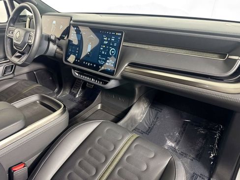 Used 2024 Rivian R1S Adventure image 35