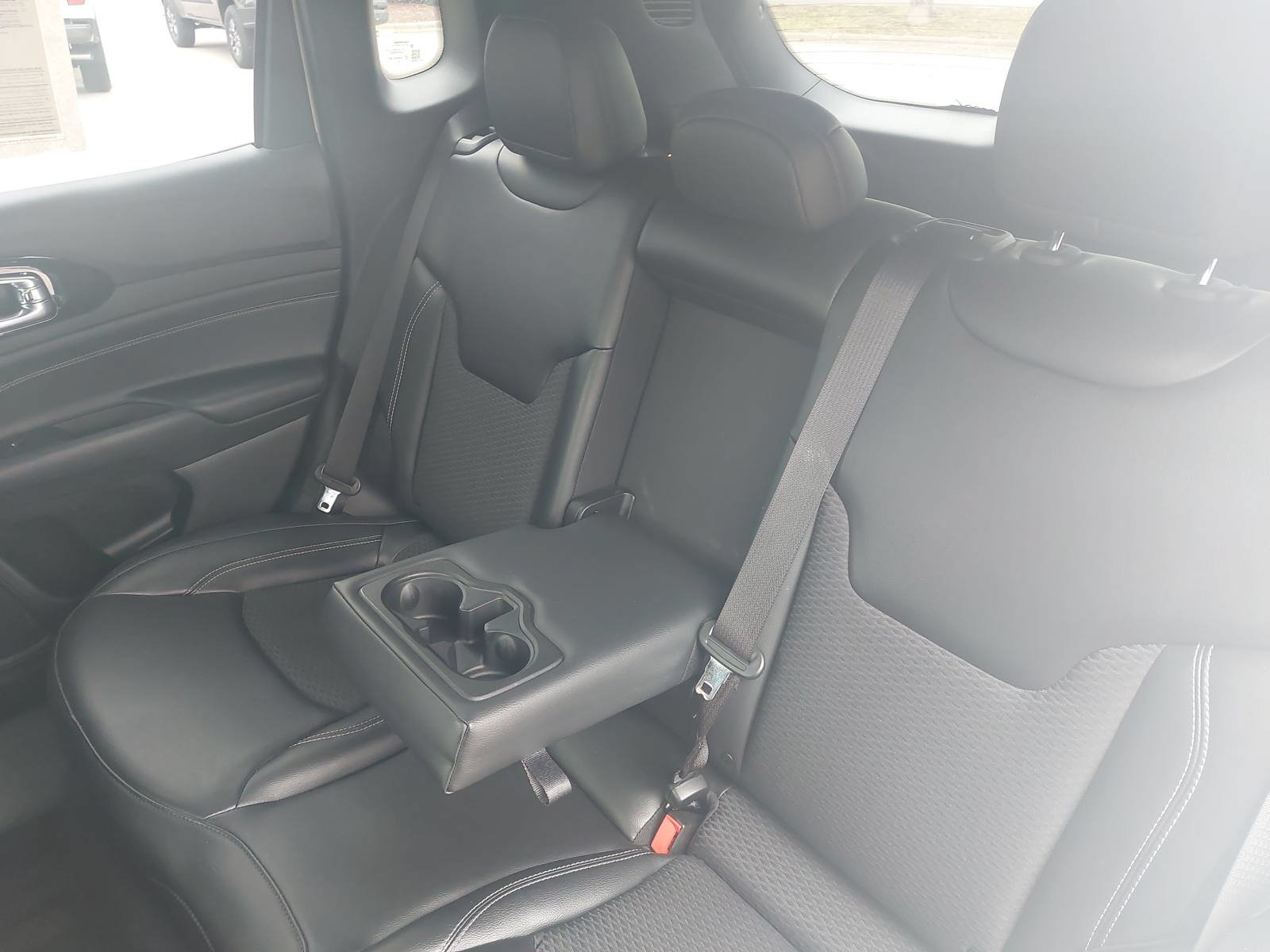 Used 2023 Jeep Compass Latitude AWD/4WD image 13