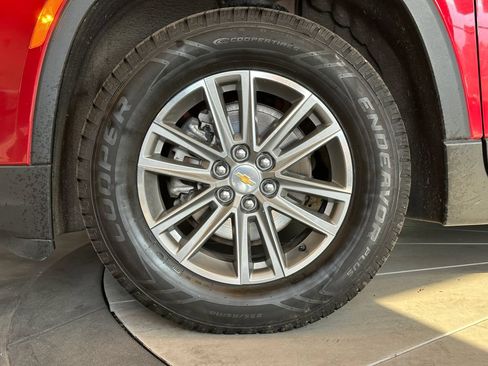 Used 2023 Chevrolet Traverse LT AWD/4WD image 26