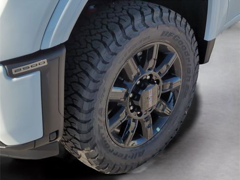 New 2026 GMC Sierra 2500 AT4 w/ AT4 Premium Plus Package image 15