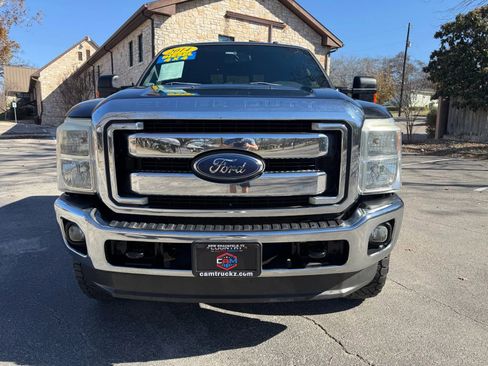 Used 2014 Ford F250 Lariat w/ Lariat Ultimate Package image 2