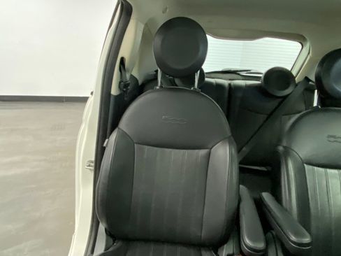 Used 2018 FIAT 500 Lounge image 25