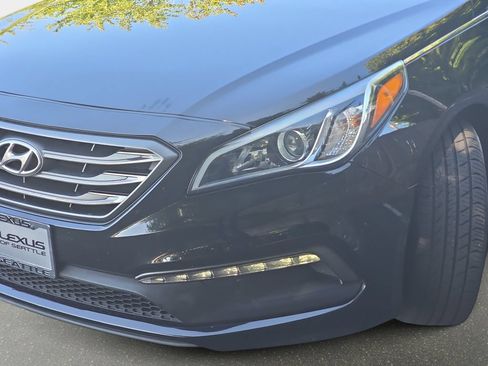 Used 2015 Hyundai Sonata Sport w/ Option Group 03 FWD image 29