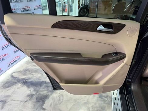 Used 2019 Mercedes-Benz GLS 450 4MATIC image 43
