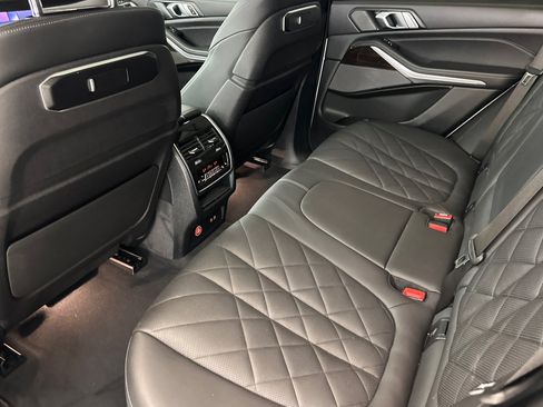 Used 2024 BMW X5 xDrive40i AWD/4WD image 29