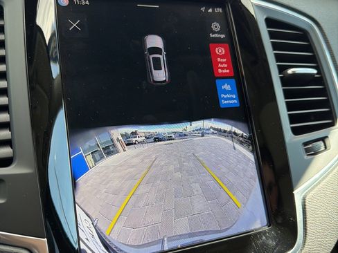 Used 2024 Volvo XC90 B5 Core w/ Protection Package Premier image 46