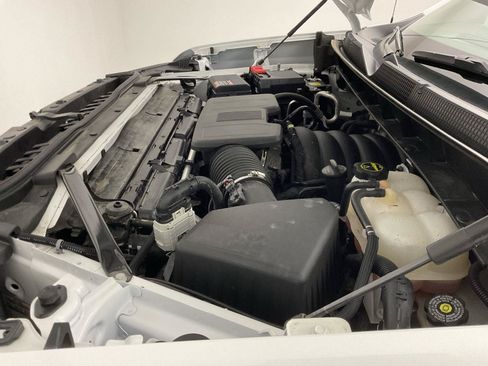 Used 2025 Chevrolet Silverado 1500 W/T RWD image 18