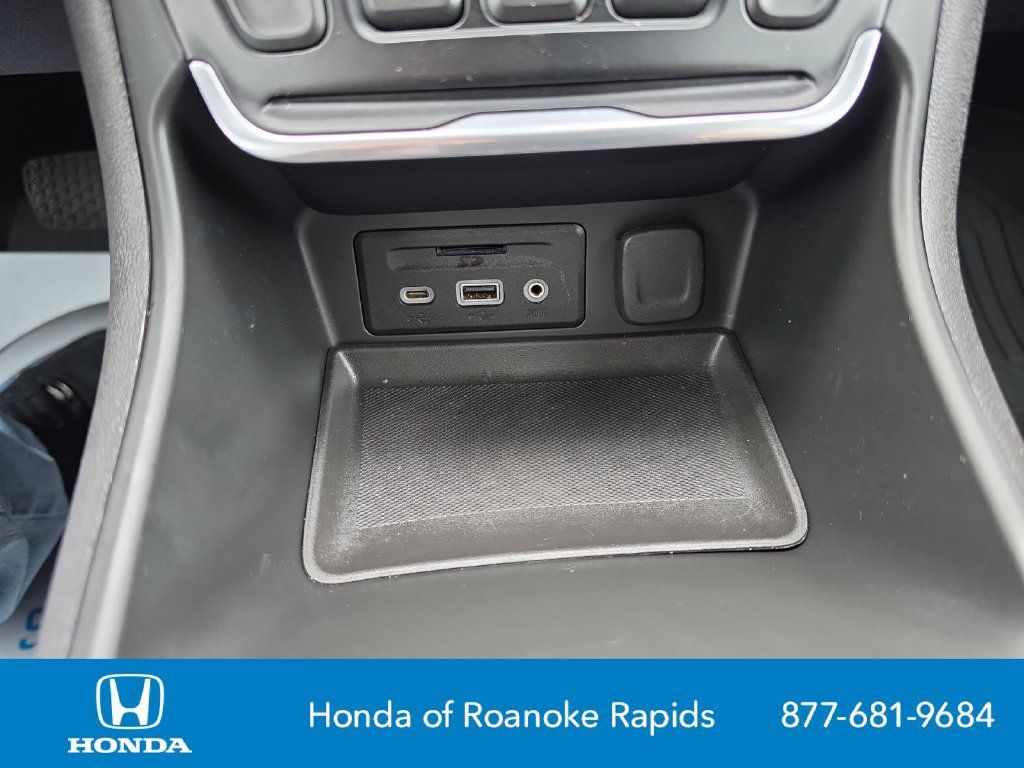 Used 2021 GMC Terrain SLT w/ LPO, Floor Liner Package FWD image 31