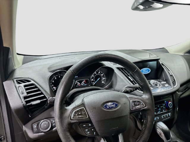 Used 2019 Ford Escape Titanium AWD/4WD image 11