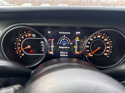 Used 2021 Jeep Gladiator Sport image 24